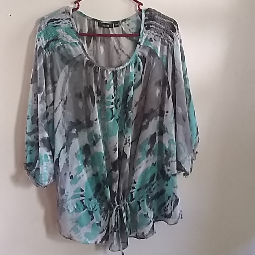 Apt. 9 Blue splash blouse